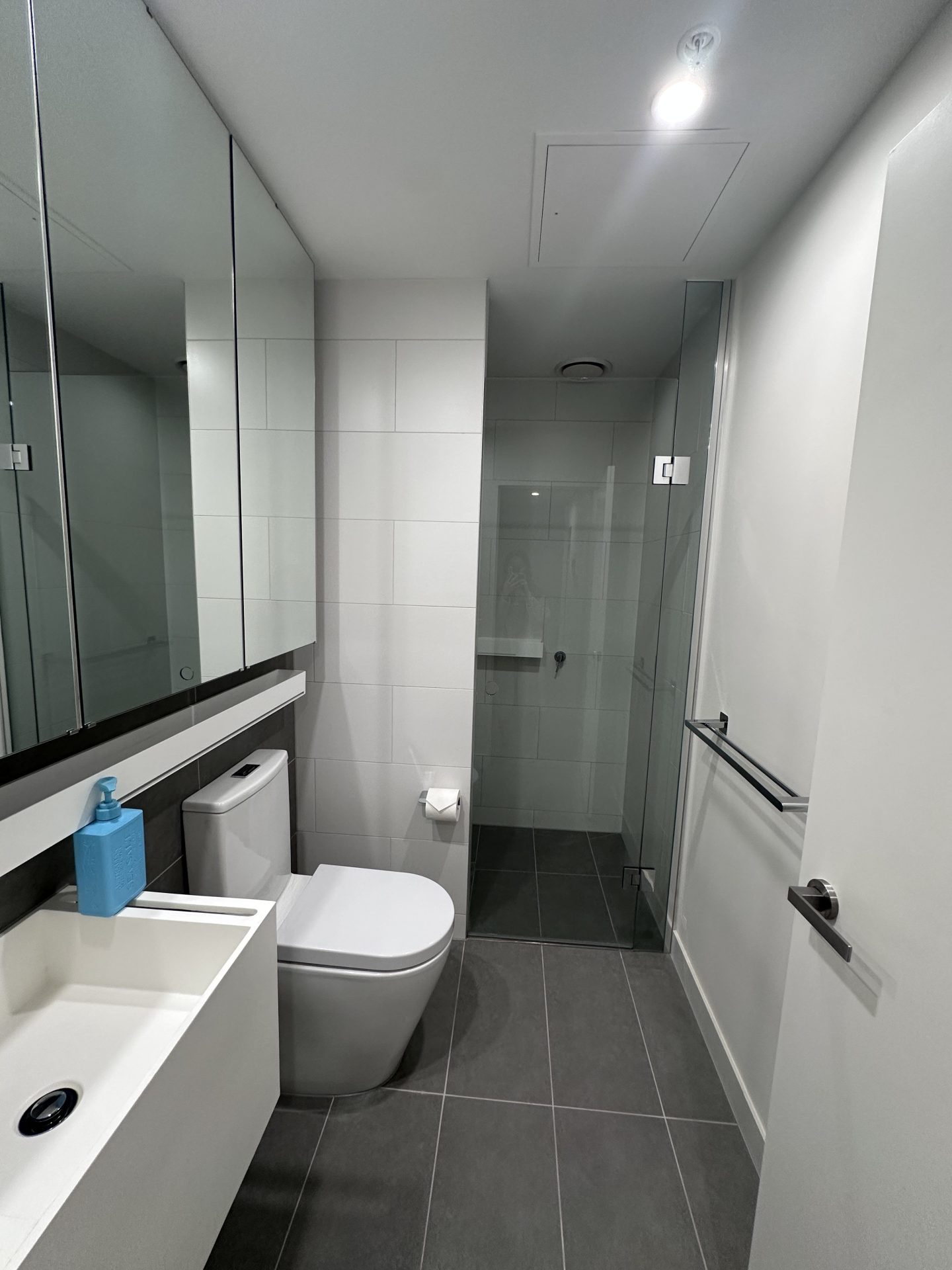 2407:8 Pearl River Rd, Dockland,VIC3006_07.jpeg